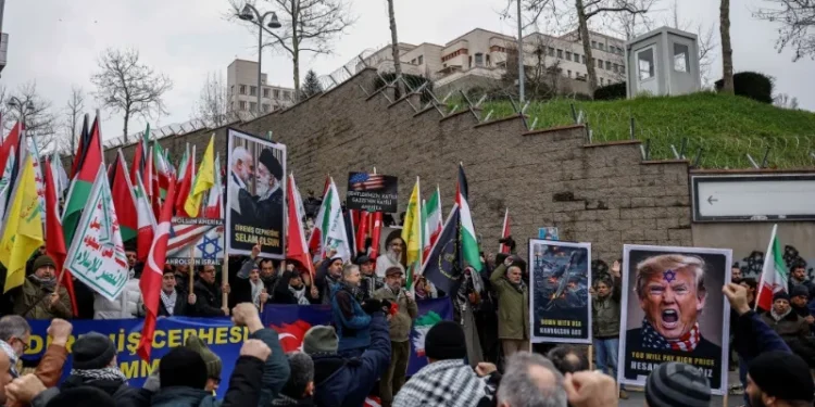 تركيا تدرس سيناريوهات التعامل مع احتمال اندلاع صراع بين إيران والولايات المتحدة