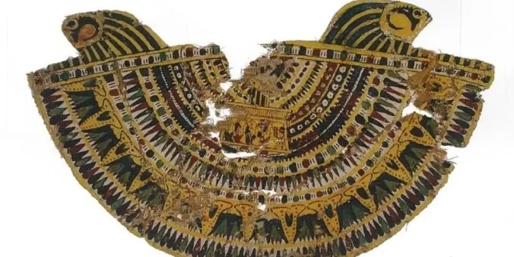 استعادة قطع أثرية مصرية مسروقة واعتقال مشتبه به في أستراليا