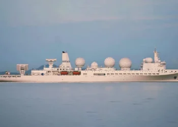 سفينة تجسس صينية تُربك حسابات الحرب المحتملة ضد إيران