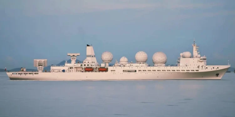 سفينة تجسس صينية تُربك حسابات الحرب المحتملة ضد إيران