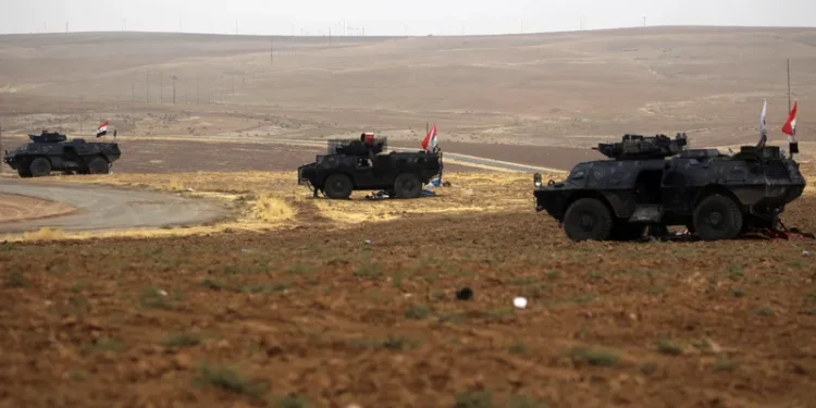 تصعيد على الحدود: هجمات مسيّرة تستهدف قواعد للجيش السوري قرب العراق