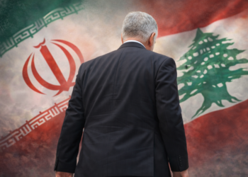 لبنان في مواجهة إيران: طرد السفير و”حزب الله” يدعو للتمرد على الدولة