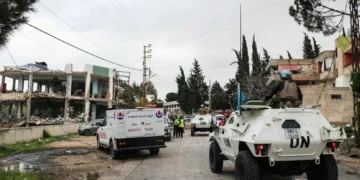 مقذوف يصيب مقر “يونيفيل” في الناقورة مع تصاعد المواجهات جنوب لبنان