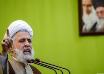 حزب الله يتوعد بالرد بعد مقتل علي خامنئي ويحذر من التصعيد الإقليمي