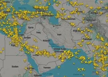 فراغ جوي فوق العراق وإيران… خريطة الطيران تكشف تأثير التصعيد العسكري على حركة الرحلات