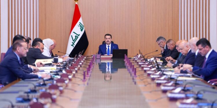 مجلس الوزراء يؤكد دعم القوات الأمنية ويقر عطلة عيد الفطر