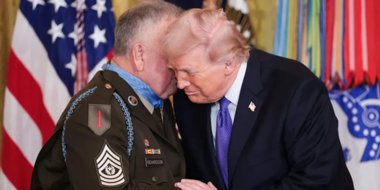 ترامب: مخزونات الذخائر الأميركية تكفي لحروب طويلة