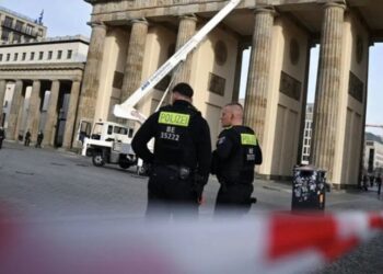 أوروبا تحت النار.. تحقيقات تكشف شبكة هجمات مرتبطة بإيران