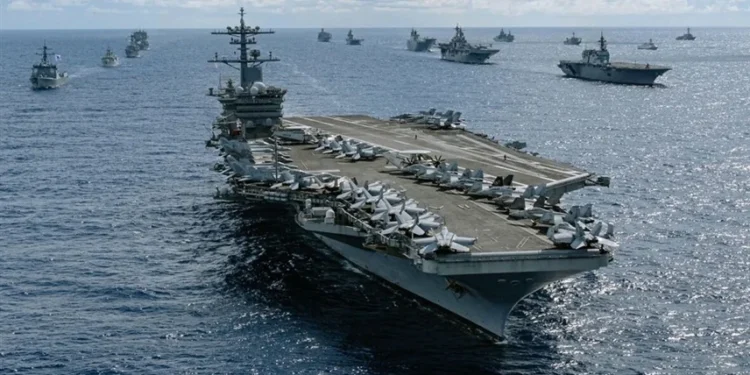 ضربات متصاعدة في إيران.. تدمير أكثر من 100 سفينة عسكرية واستهداف طائرة للمرشد في مطار مهرآباد