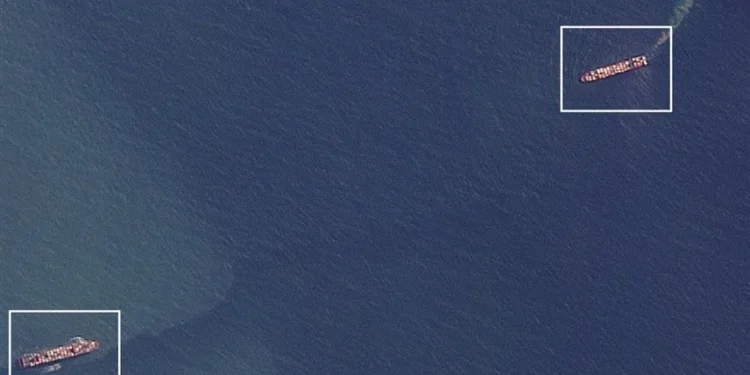 سفينتان إيرانيتان تغادران ميناءً صينياً محمّلتين بمواد مرتبطة ببرنامج الصواريخ الباليستية