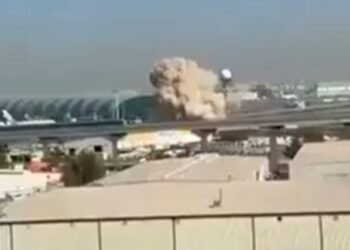 انفجار في دبي نتيجة سقوط طائرتين مسيرتين قرب مطار دبي الدولي وإصابة أربعة أشخاص