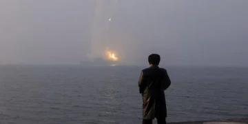 كوريا الشمالية تختبر صواريخ بعيدة المدى وكوريا الجنوبية ترصد إطلاق أكثر من 10 صواريخ باليستية