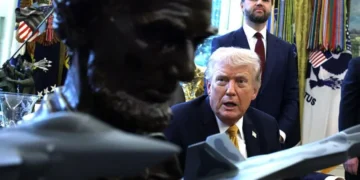 تحذيرات مسبقة لترامب من رد إيراني يستهدف دول الخليج