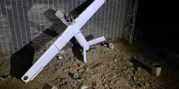 سقوط طائرة مسيّرة داخل حقل مجنون النفطي في البصرة دون أضرار