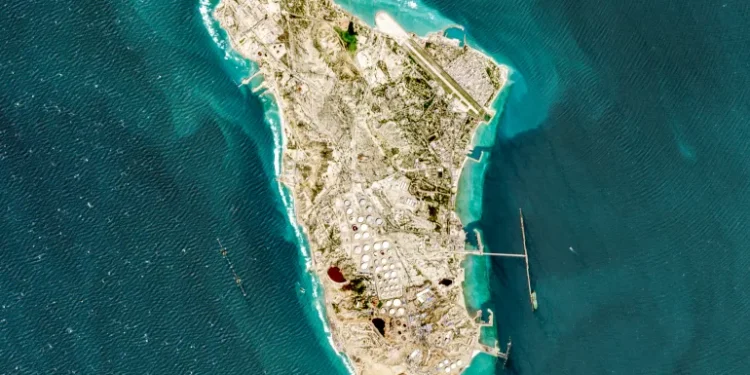 خطط أمريكية لنشر قوات مظلية في إيران.. والهدف المحتمل جزيرة خارك النفطية