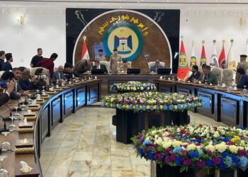 العراق يحتفظ بحقه القانوني للرد بعد استهداف الحشد الشعبي