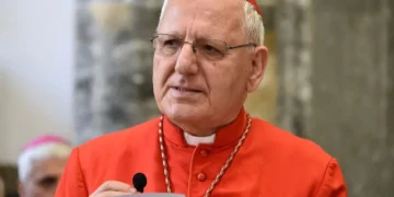 البطريرك لويس ساكو يعلن استقالته من رئاسة الكنيسة الكلدانية بعد 13 عاماً