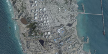 مضيق هرمز كسلاح اقتصادي: كيف هزّ تعطيل الملاحة أسواق النفط والطاقة العالمية؟