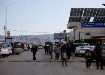 سوريا تغلق معبر جديدة يابوس أمام المغادرين بعد تحذير إسرائيلي