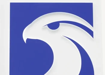 أدنوك تغلق مصفاة الرويس احترازياً بعد هجوم بطائرات مسيرة