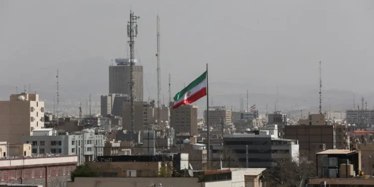 طهران: أمريكا تتفــــاوض مع نفسها