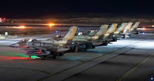 واشنطن تعلن ضرب 2000 هدف إيراني وتلوّح بتوسيع الهجمات نحو العمق