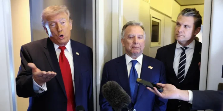 ترامب ينفي مؤشرات على تقديم روسيا معلومات استخباراتية لإيران عن القوات الأميركية