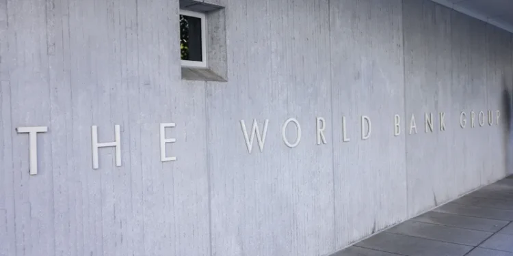 ثلاثة سيناريوهات قاتمة للاقتصاد العالمي.. الحرب تعيد تشكيل مسار النمو والتضخم