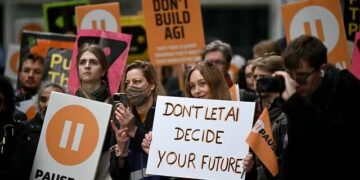 الذكاء الاصطناعي يهدد ندرة الإبداع ويعيد تشكيل الصناعات الثقافية