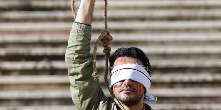 الأمم المتحدة: إعدامات واعتقالات واسعة في إيران منذ اندلاع الحرب وتصاعد قمع المعارضين