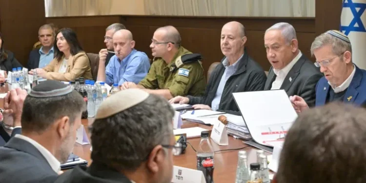 الكابينت الإسرائيلي يجتمع طارئاً بعد إعلان دونالد ترامب حصار مضيق هرمز