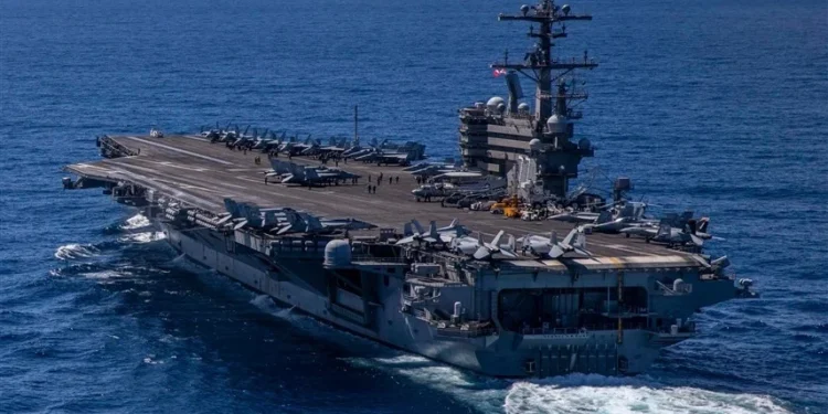 تعزيزات عسكرية أميركية تتدفق إلى الشرق الأوسط قبيل مفاوضات إيران