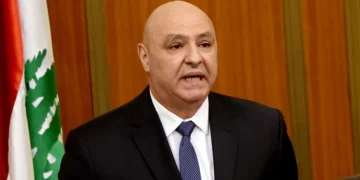 عون يعلن تشـــكيل وفد برئاسة سيمون كرم لقيادة المفاوضات مع إسرائيل