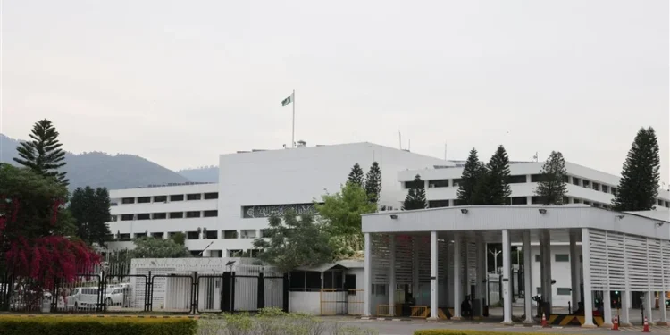 باكستان تعلن استعدادها لاستضافة محادثات (أميركية–إيرانية) لتهدئة التوترات الإقليمية