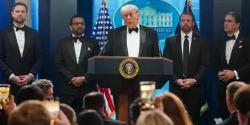 ترامب يدفع نحو إنشاء قاعة احتفالات في البيت الأبيض عقب حادثة “العشاء الإعلامي”