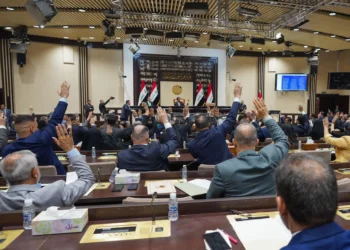 خدمة العلم تعود إلى البرلمان العراقي.. جدل بين ضرورات الأمن وأعباء الاقتصاد