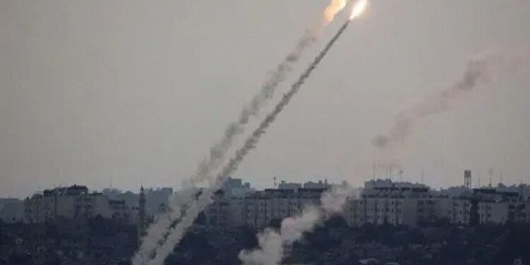 تصعيد ميداني في الشمال الإسرائيلي واعتراض مسيّرات.. ووقف سفن متجهة إلى غزة