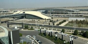 استئناف الرحلات الدولية في مطار الإمام الخميني بطهران