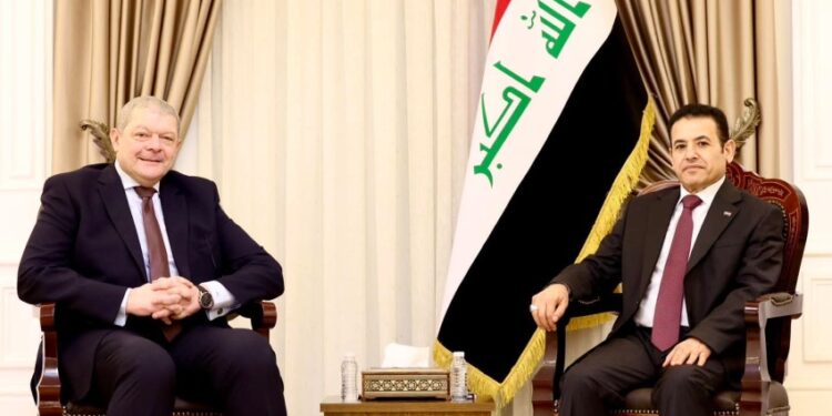 الأعرجي يؤكد تعزيز العلاقات مع مصر ويشدد على دعم الاستقرار الإقليمي