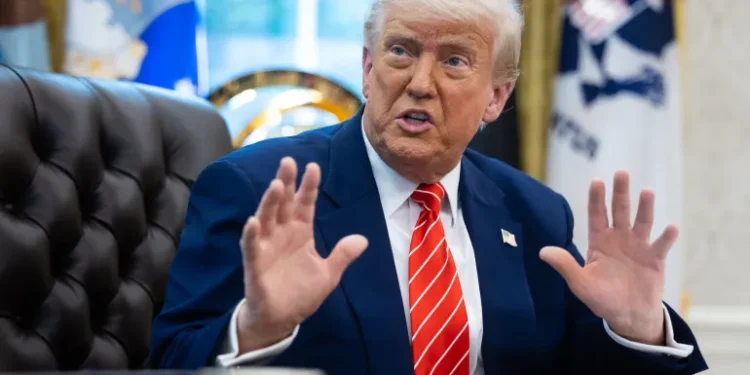 ترامب: مضيق هرمز سيفتــــح “باتفاق أو بدونه”.. وشرطنا إنهاء التخصيب النووي