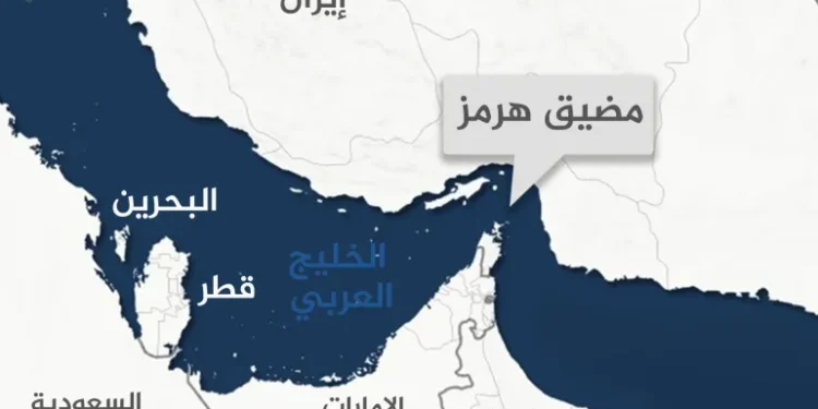 مئات السفن عالقة في مضيق هرمز وسط هدنة أميركية-إيرانية واشتراطات جديدة للعبور