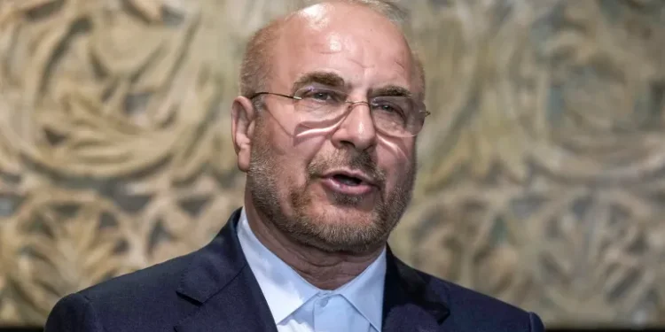 القوات الإيرانية في تأهب كامل… ولا ثقة بواشنطن رغم المفاوضات