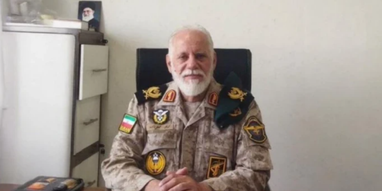 مقتل قائد في الحرس الثوري وإصابة كمال خرازي بقصف منزله