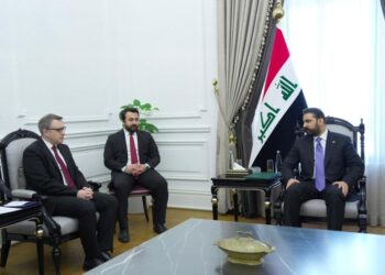 الزيدي والسفير التركي يبحثان النفط والمياه ومشروع طريق التنمية