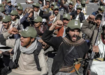 تصعيد حوثي ضد الإعلام في اليمن: اعتقالات ومصادرات وتراجع حاد لحرية الصحافة
