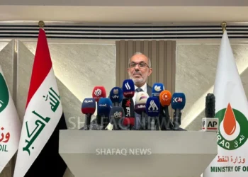 وزير النفط: اضطرابات المنطقة خفّضت صادرات العراق وخطة لرفع التصدير عبر جيهان