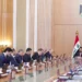 الزيدي يطلق 15 توجيهاً حكومياً في أول جلسة لمجلس الوزراء