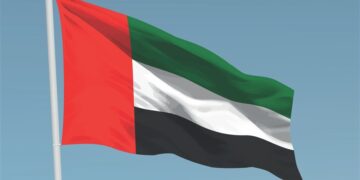 الإمارات تندد بهجوم على ناقلة نفط في مضيق هرمز وتصفه بـ”تهديد لأمن الطاقة”