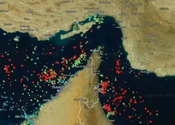 تحالف رباعي يرفض فرض رسوم على الملاحة الدولية ويُدين استهداف السفن