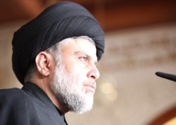 مقتدى الصدر يعلن التنازل عن ملاحقة المسيئين إليه مع استثناء “الاتهامات الخطيرة”